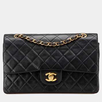Pre Owned Chanel Black Medium Classic Lambskin Double Flap