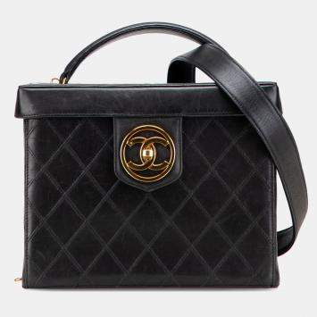 Pre Owned Chanel Black CC Stitched Calfskin Turnlock Vanity Case