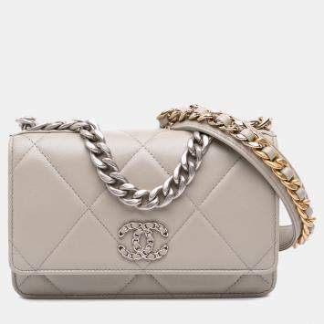 Pre Owned Chanel Brown Quilted Lambskin 19 Wallet on Chain