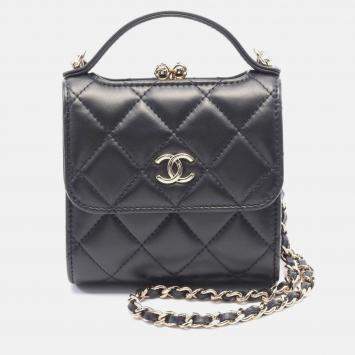 Pre Owned Chanel Matelasse Black Leather Shoulder Bag
