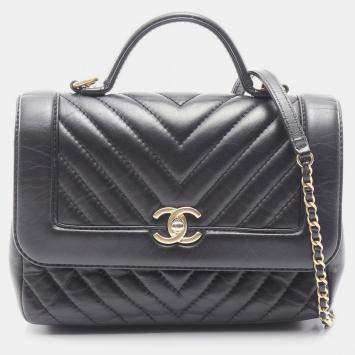 Pre Owned Chanel CC Logo Calfskin Black GHW Crossbody Chain Shoulder Bag