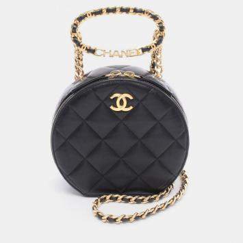 Pre Owned Chanel Matelasse Black Lambskin Chain Shoulder Bag GHW 