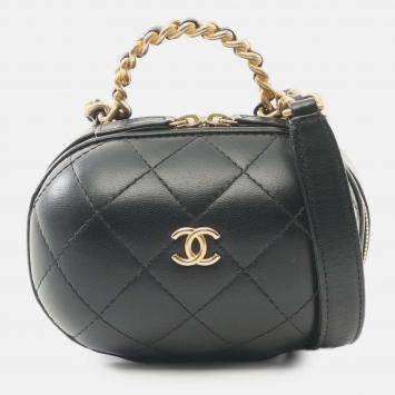 Pre Owned Chanel Black Quilted Lambskin CC Bubble Vanity Case With Chain