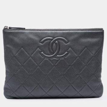 Pre Owned Chanel Black Medium CC Quilted Caviar O Case Clutch