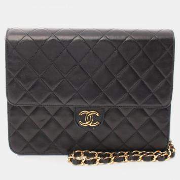 Pre Owned Chanel Black Lambskin Leather Shoulder Bag