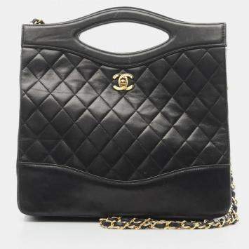 Pre Owned Chanel 31 Black Lambskin Leather Shoulder Bag