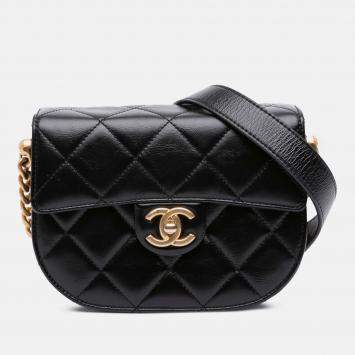 Pre Owned Chanel Black CC Quilted Calfskin Round Moon Messenger Flap