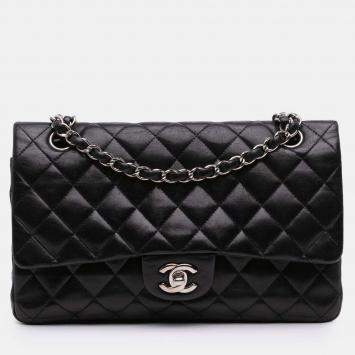 Pre Owned Chanel Black Medium Classic Lambskin Double Flap