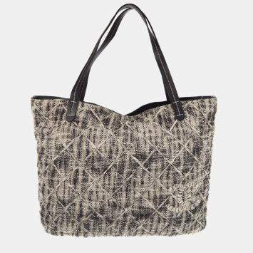 Pre Owned Chanel Black White Tweed Tote Bag