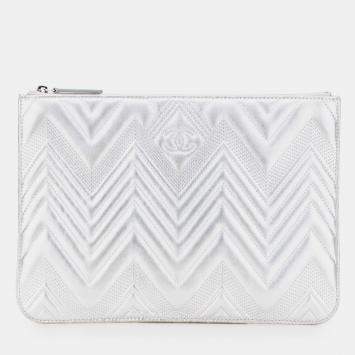 Pre Owned Chanel Silver Medium Metallic Chevron Calfskin O Case Clutch