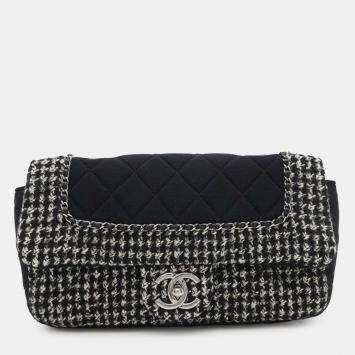 Pre Owned Chanel Black White Medium Quilted Jersey and Tweed Chain Flap