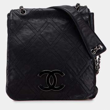 Pre Owned Chanel Black Large Calfskin Diamond Stitch Crossbody