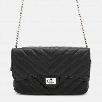 Pre Owned Chanel Chevron 2.55 Black Lambskin Shoulder Bag