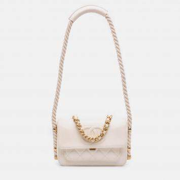 Pre Owned Chanel White Crumpled Calfskin En Vogue Rope Flap