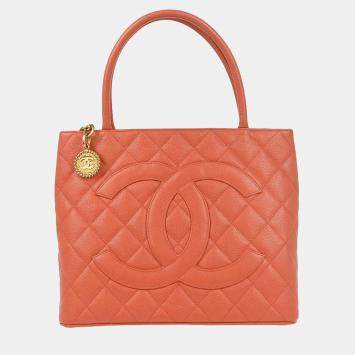 Pre Owned Chanel Medallion Salmon Pink Leather Tote Bag