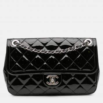 Pre Owned Chanel Black Medium Patent Coco Shine Flap