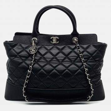 Pre Owned Chanel Black Leather Chanel Portobello Large