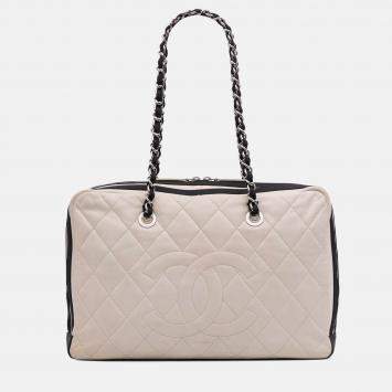 Pre Owned Chanel Cream CC Quilted Lambskin Zip Shoulder Bag