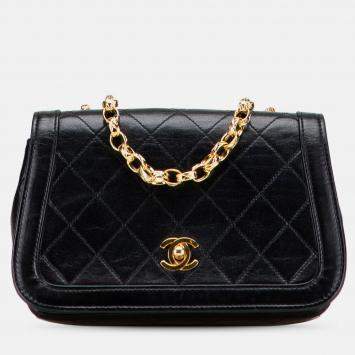 Pre Owned Chanel Black CC Quilted Lambskin Bijoux Chain Curved Full Flap