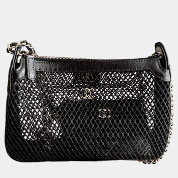 Pre Owned Chanel Mesh Black Shiny Lambskin Clutch with Chain