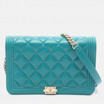 Pre Owned Chanel Boy Green Leather Wallet on Chain