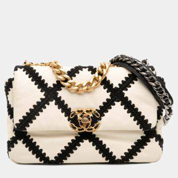 Pre Owned Chanel White Medium Crochet Calfskin 19 Flap