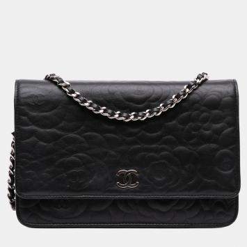 Pre Owned Chanel Black Camellia Embossed Lambskin Wallet On Chain