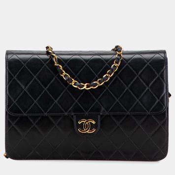 Pre Owned Chanel Black Medium CC Quilted Lambskin Single Flap