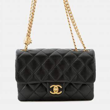 Pre Owned Chanel Matelasse Chain shoulder Black Lambskin Size 20