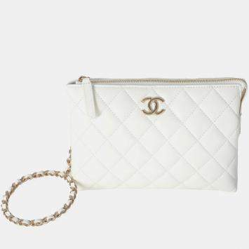 Pre Owned Chanel White Shiny Crumpled Quilted Calfskin Clutch Bag