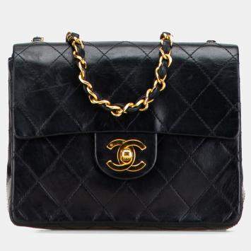 Pre Owned Chanel Black Mini Square Classic Lambskin Single Flap