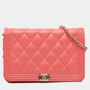 Pre Owned Chanel Pink Lambskin Boy Wallet On Chain