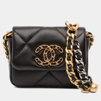 Pre Owned Chanel Black Lambskin 19 Flap Coin Purse With Chain