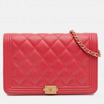 Pre Owned Chanel Red Quilted Caviar Boy Wallet on Chain