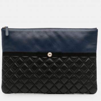 Pre Owned Chanel Black Navy Blue Large Bicolor Quilted Leather Pearl O Case Clutch