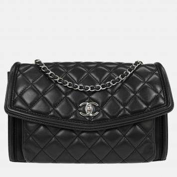 Pre Owned Chanel Black Lambskin Chain Shoulder Bag