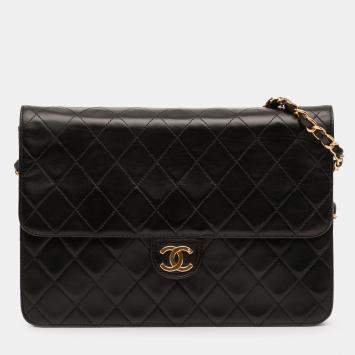 Pre Owned Chanel Black Medium CC Quilted Lambskin Single Flap
