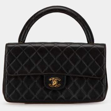 Pre Owned Chanel Black Medium Classic Lambskin Kelly Flap