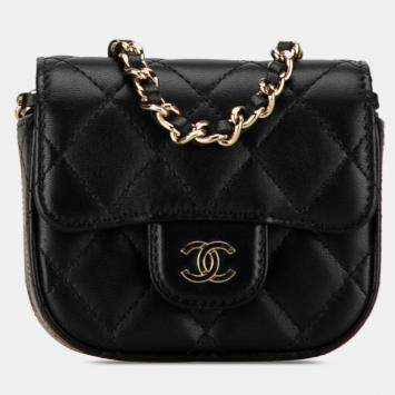 Pre Owned Chanel Black CC Quilted Lambskin Flap Card Holder On Chain