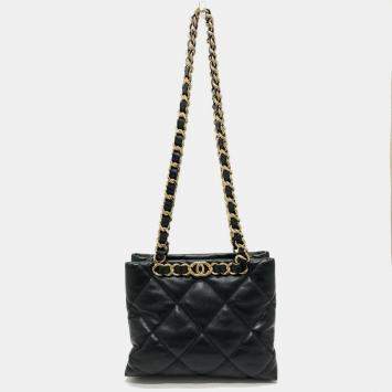 مملوكة مسبقًا Chanel CC Black Leather Tote Bag