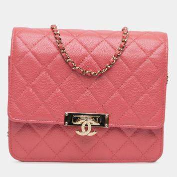 Pre Owned Chanel Pink Quilted Caviar Golden Class Wallet On Chain