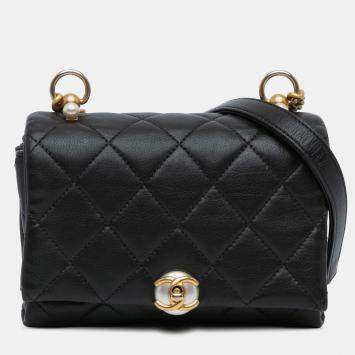 Pre Owned Chanel Black Mini Quilted Calfskin Pearl CC Accordion Flap