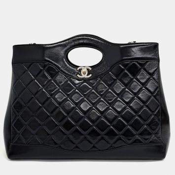 Pre Owned Chanel Black Leather 31 shopping bag