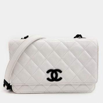Pre Owned Chanel White Caviar Leather Caviar WOC Crossbody Bag