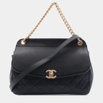 Pre Owned Chanel Black Quilted Lambskin Curved Flap