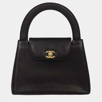 Pre Owned Chanel Black Calfskin Handbag