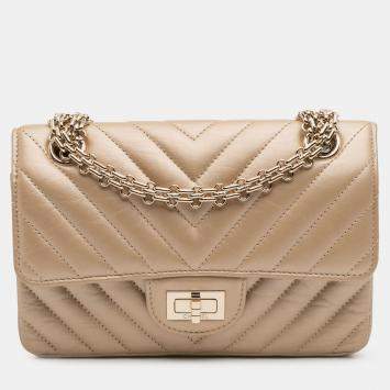 Pre Owned Chanel Gold Reissue 2.55 Chevron Quilted Metallic Calfskin Single Flap 224