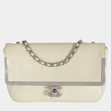 Pre Owned Chanel Cream Distressed Patent Calfskin Small Frame Single Flap Bag