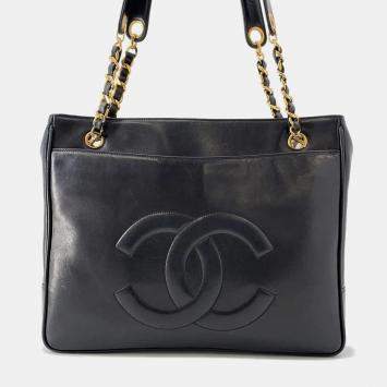Pre Owned Chanel Cc Logo Chaintote Bag Black Lambskin