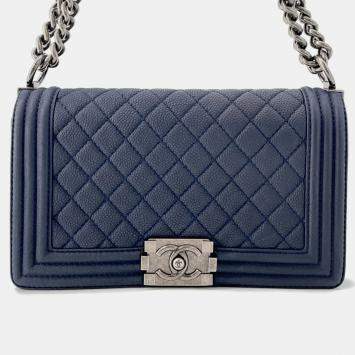 Pre Owned Chanel Boy Chanel Chain shoulder Bag Navy Caviar Leather Size 25